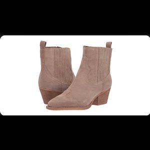 Matisse taupe suede booties.